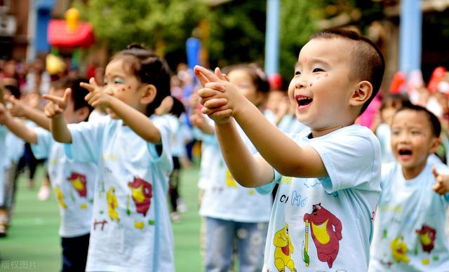 想當幼師上什么學校(幼師考什么學校)