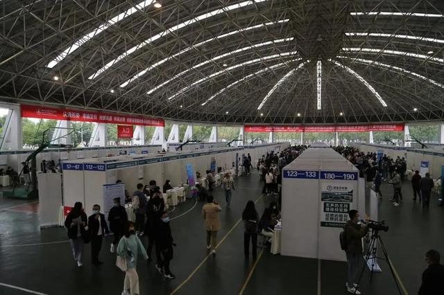 四川建筑職業(yè)技術(shù)學院成都校區(qū)(四川建筑職業(yè)技術(shù)學院成都校區(qū)圖片)