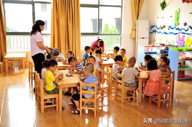 成都好的公立幼師學(xué)校(成都幼師職業(yè)學(xué)校公辦學(xué)校)