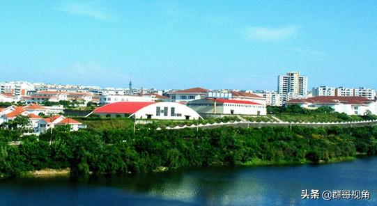 四川民辦航空學(xué)校有哪些(湖北航空技術(shù)學(xué)校是民辦還是公辦)