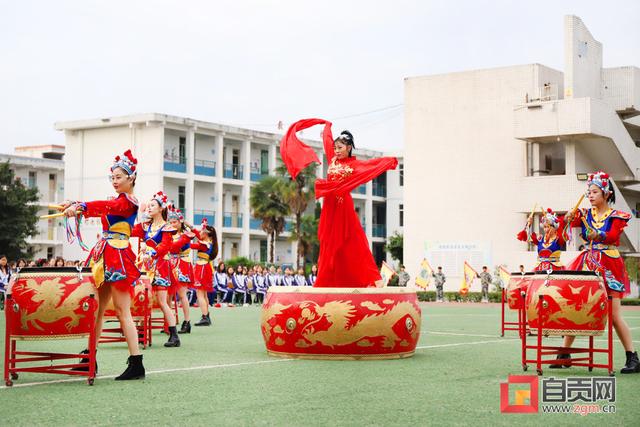 自貢旅游職業(yè)高級中學(xué)(自貢旅游職業(yè)高級中學(xué)校長)